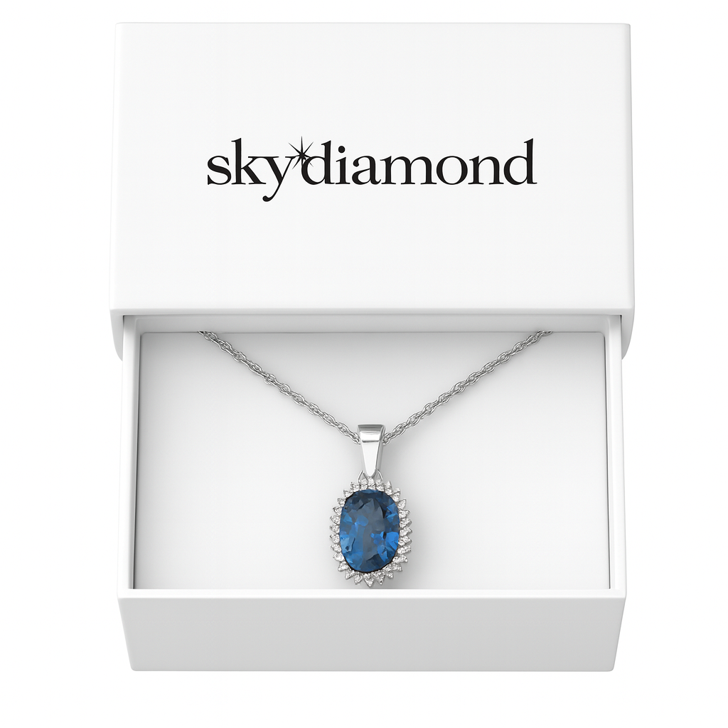 Edles Collier mit 3.25 ct Blau Topas & 0.45 ct Created Diamond – 18K Gold veredelt, 925er Silber & verstellbare Ankerkette (42-45 cm)